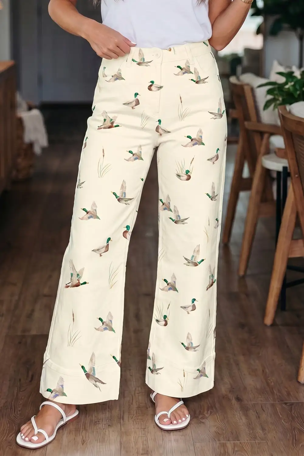 Women's Stylish Mallard Printed Cuffed Hem Shift Jeans