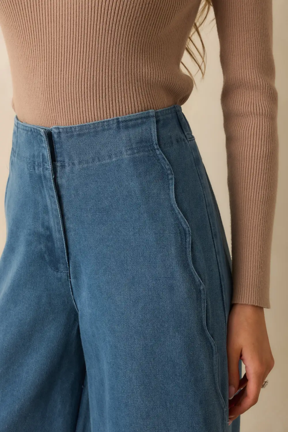Appeal Medium Wash Scalloped Edge Wide Leg Jeans