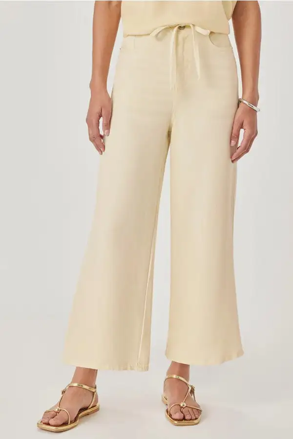 Cream Lounge Denim Crop Pants