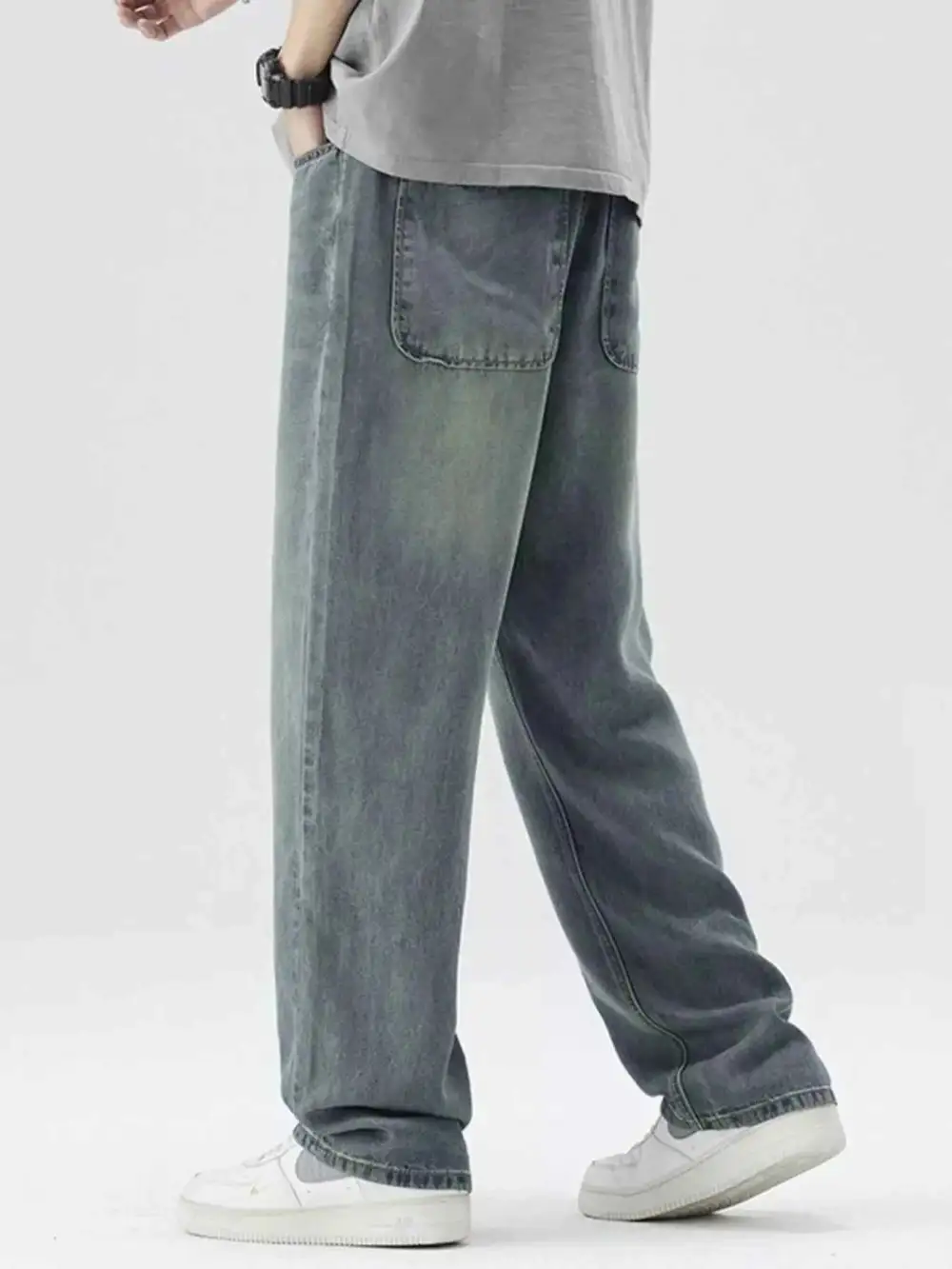 Modern Washed Wide Leg Relaxed Fit Jeans