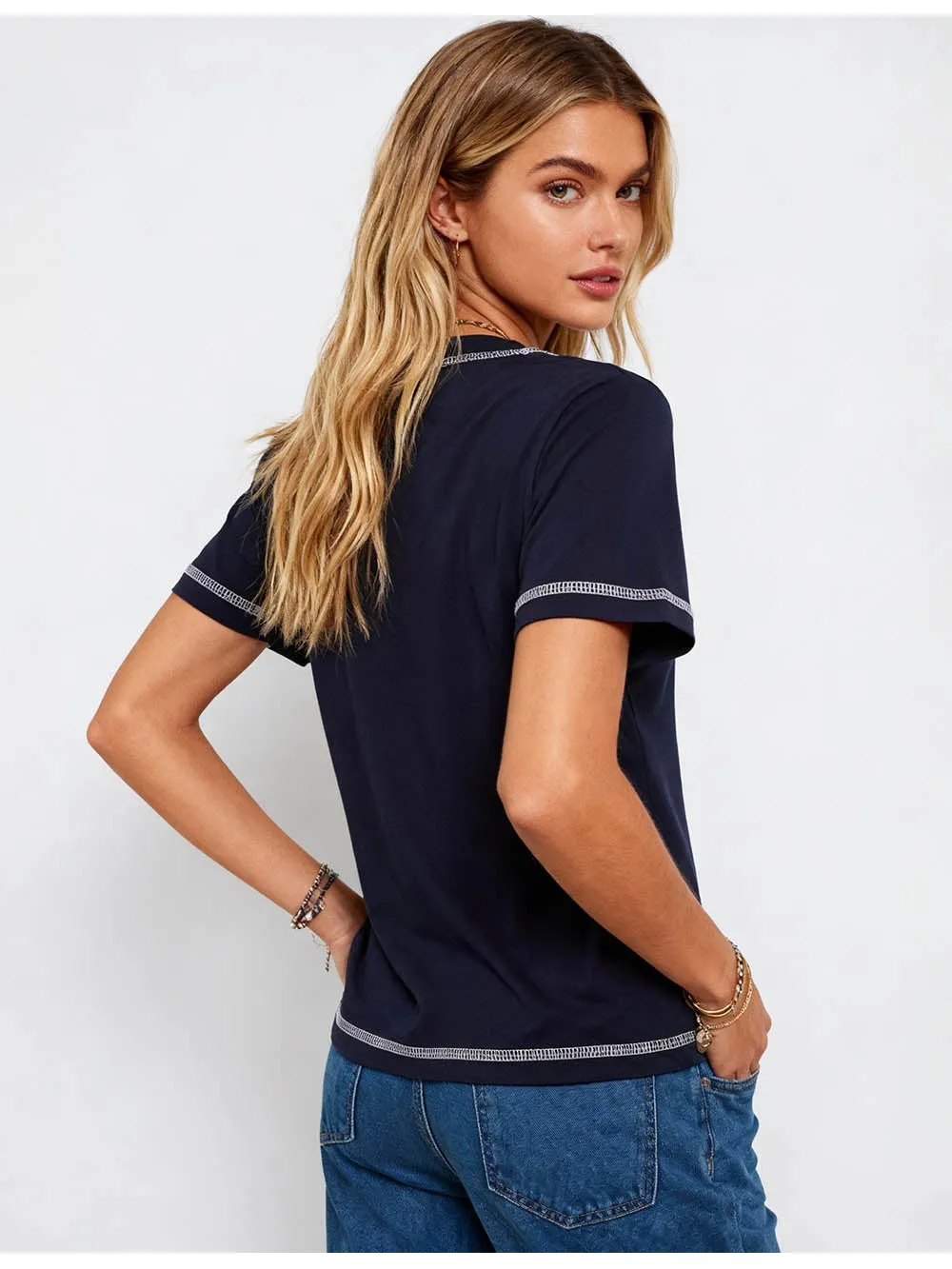 Chic Bear Pullover Short Sleeves Crop T-shirt