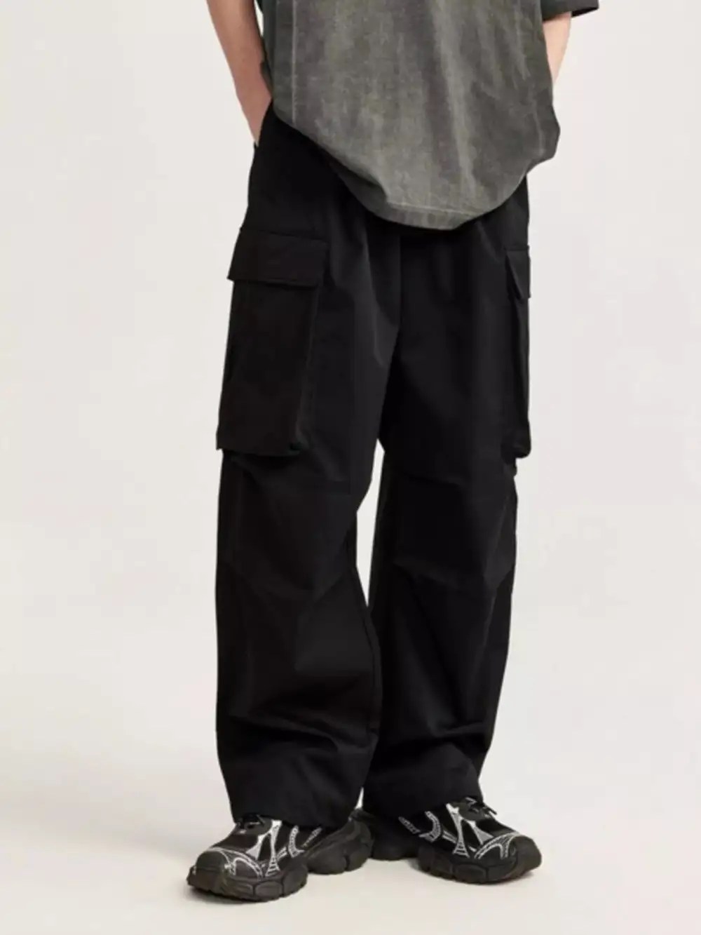 Relaxed Fit Cargo Pants