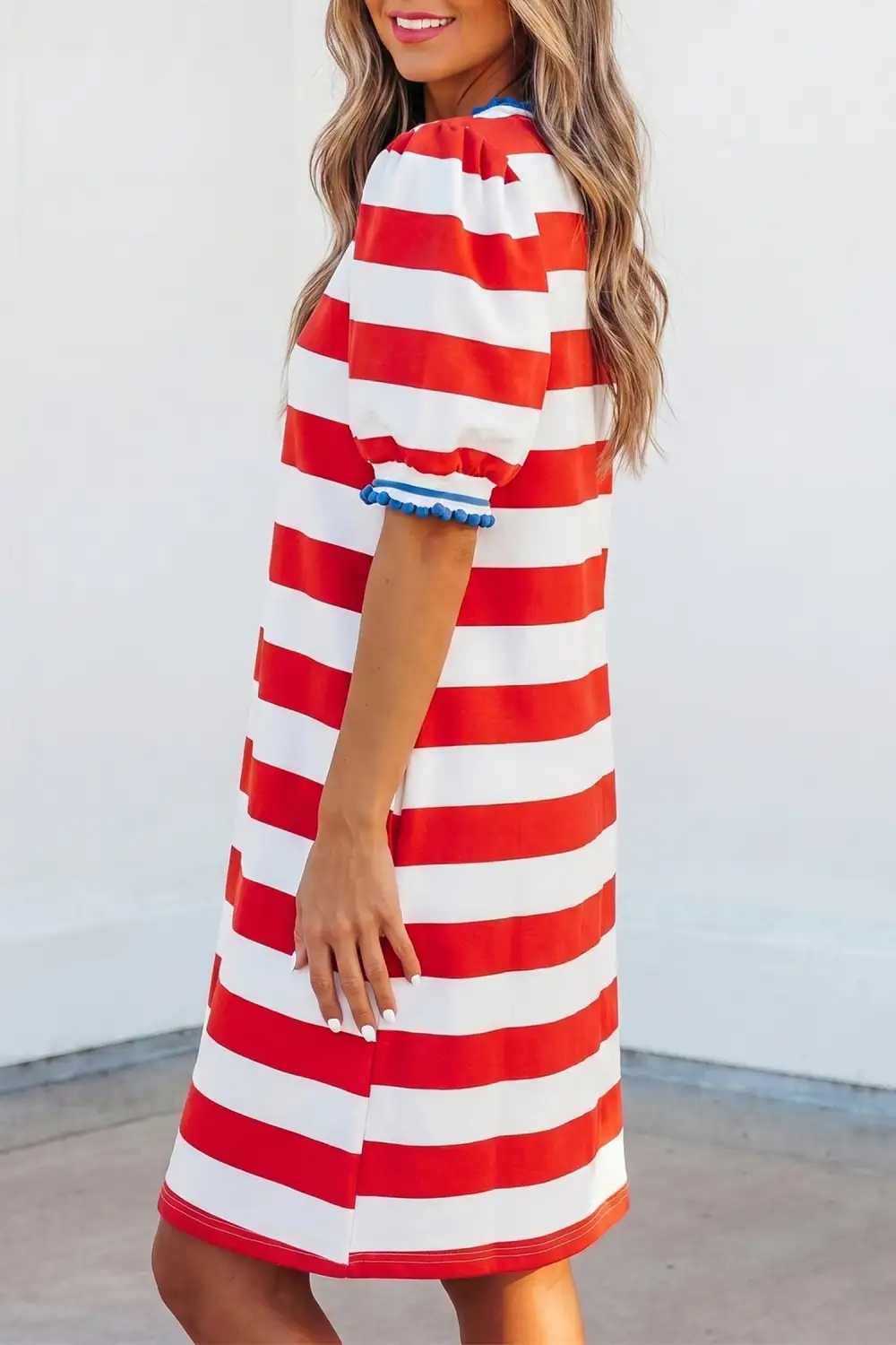 Women's Striped Round Neck Puff Sleeve Shift Mini Dress