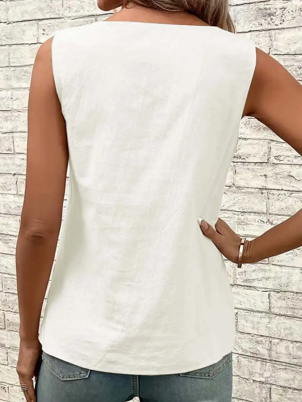Asymmetric Shoulder Sleeveless Tank Top