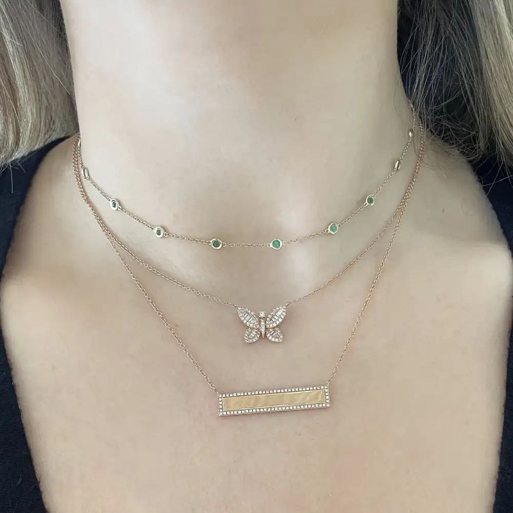 Contemporary Artful Classic Diamond Necklace