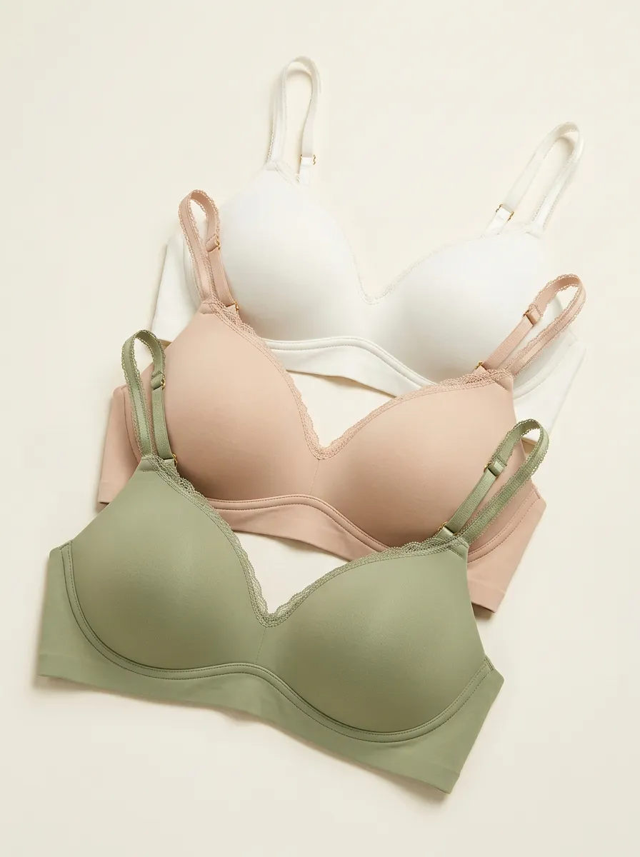Delicate Lace-Trim Women's Three-Piece Bra Set