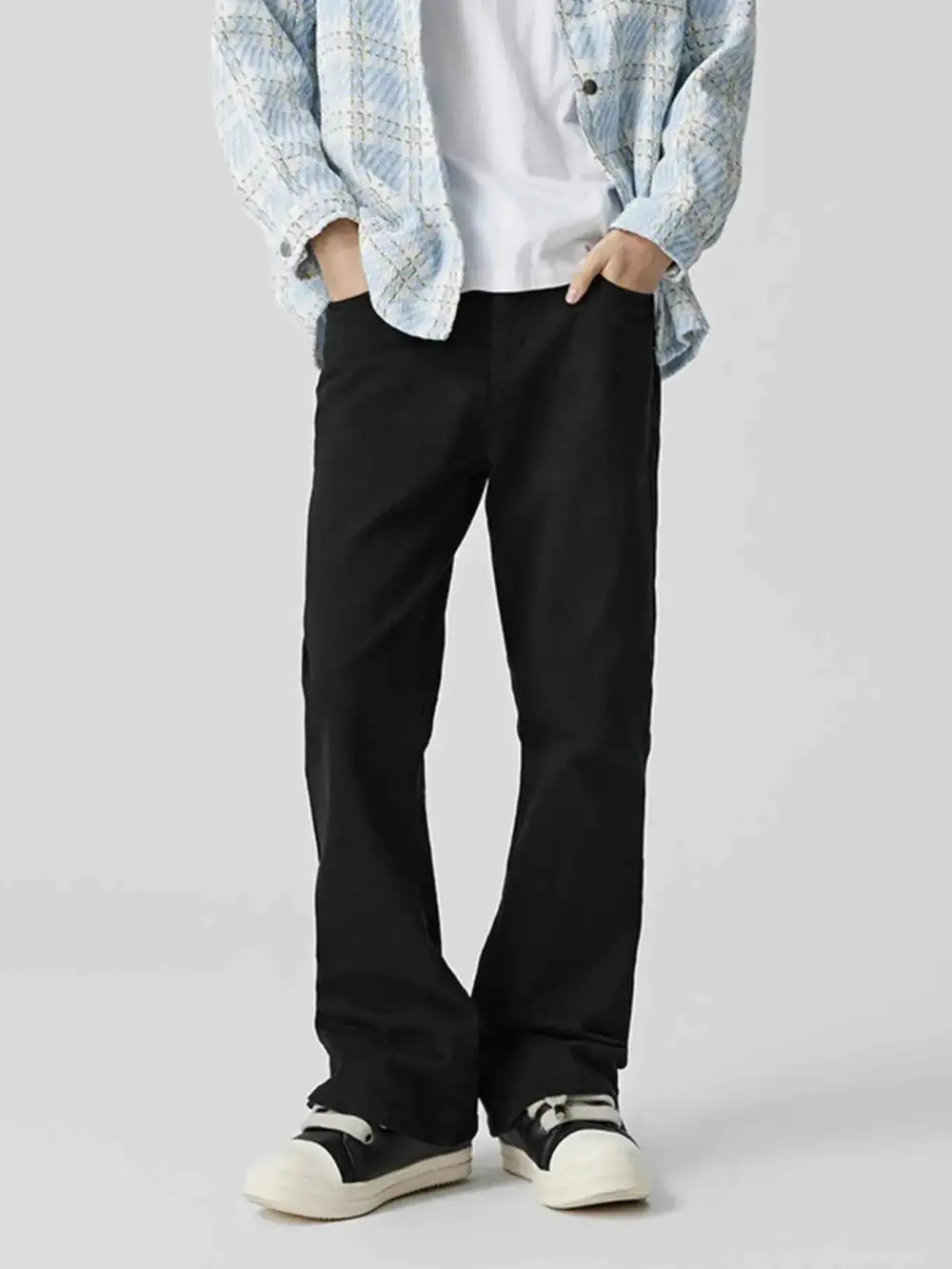 Classic Straight Fit Jeans