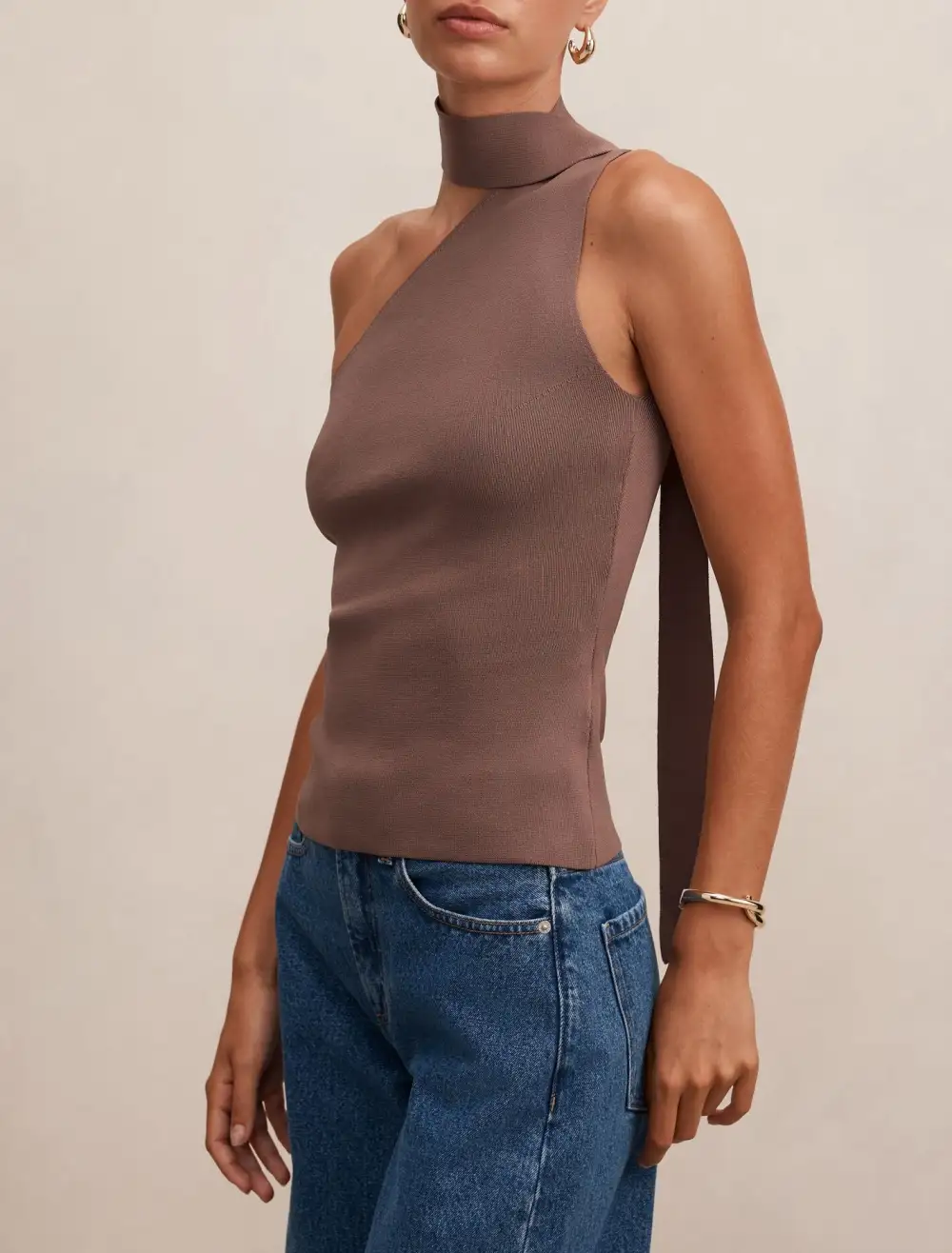 Brown Ribbed Knit One-Shoulder Scarf Top