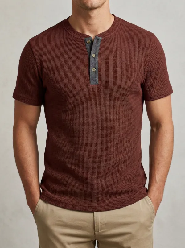 Modern Detailed Men's Short-Sleeve Henley Shirt