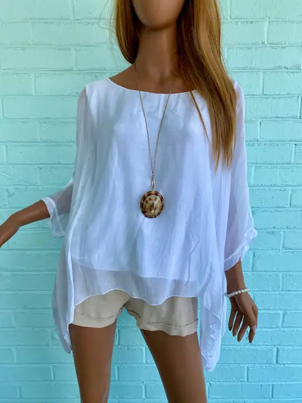 Relaxed Sleeveless Poncho
