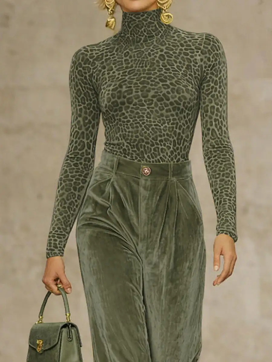 Long Sleeve Slim Fit Leopard High Neck T-Shirt