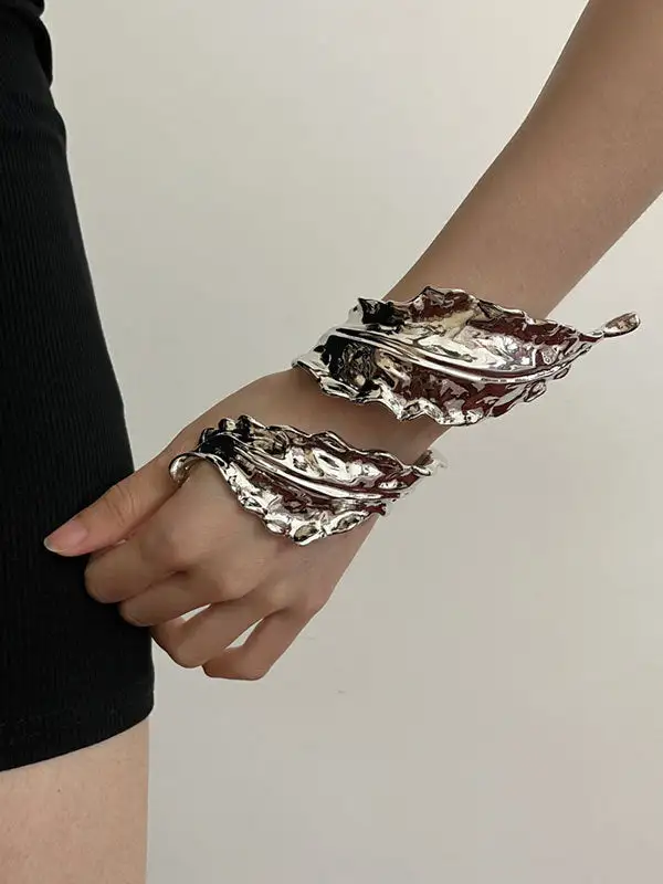 Sculptural Geometric Alloy Vintage Statement Bracelet