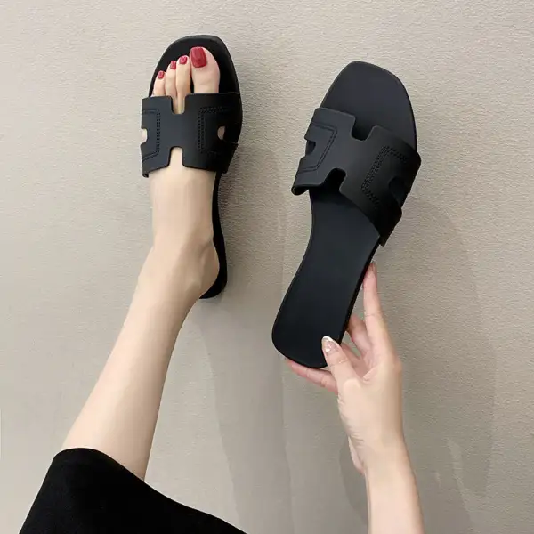 Flexible Slide Sandals