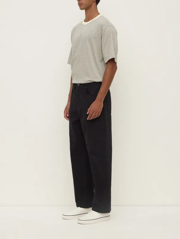 Black Relaxed Fit Jeans
