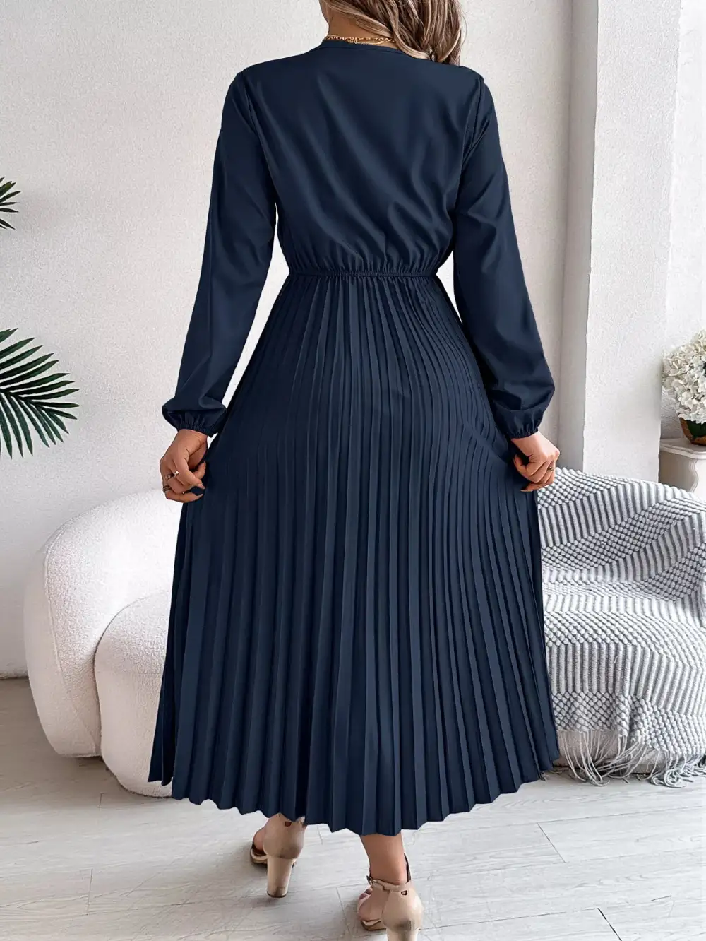 Lace V Neck Pleated Dress Casual