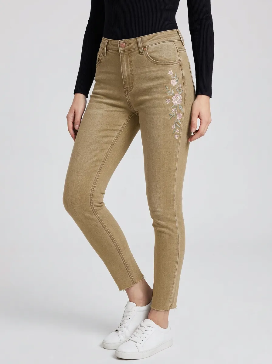 Women's Floral Pink Flower Embroidered Slim Jeans