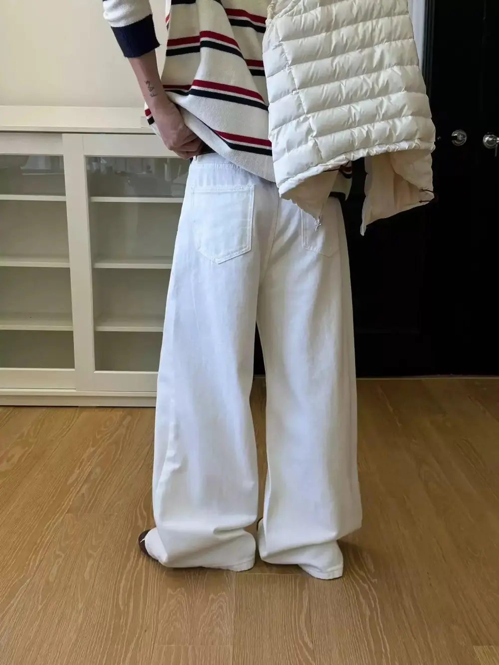 Solid Wide Leg Jeans