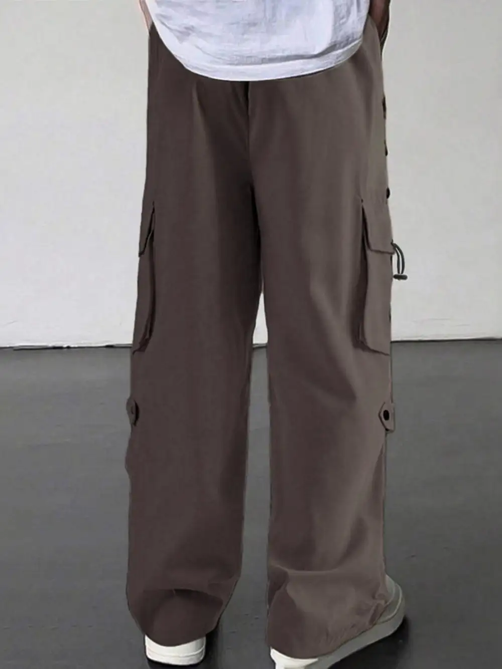 Modern Men's Loose Fit Cargo Pants