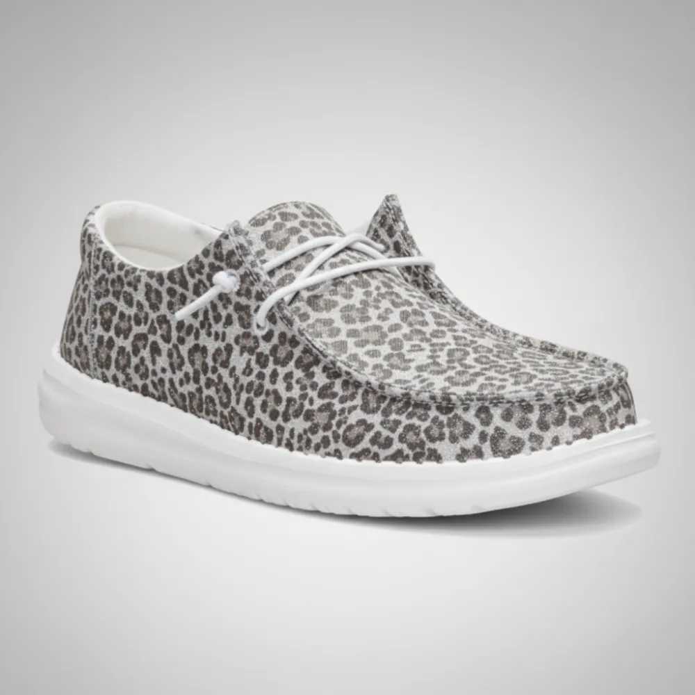 Wendy Luxe Leo Casual Shoes