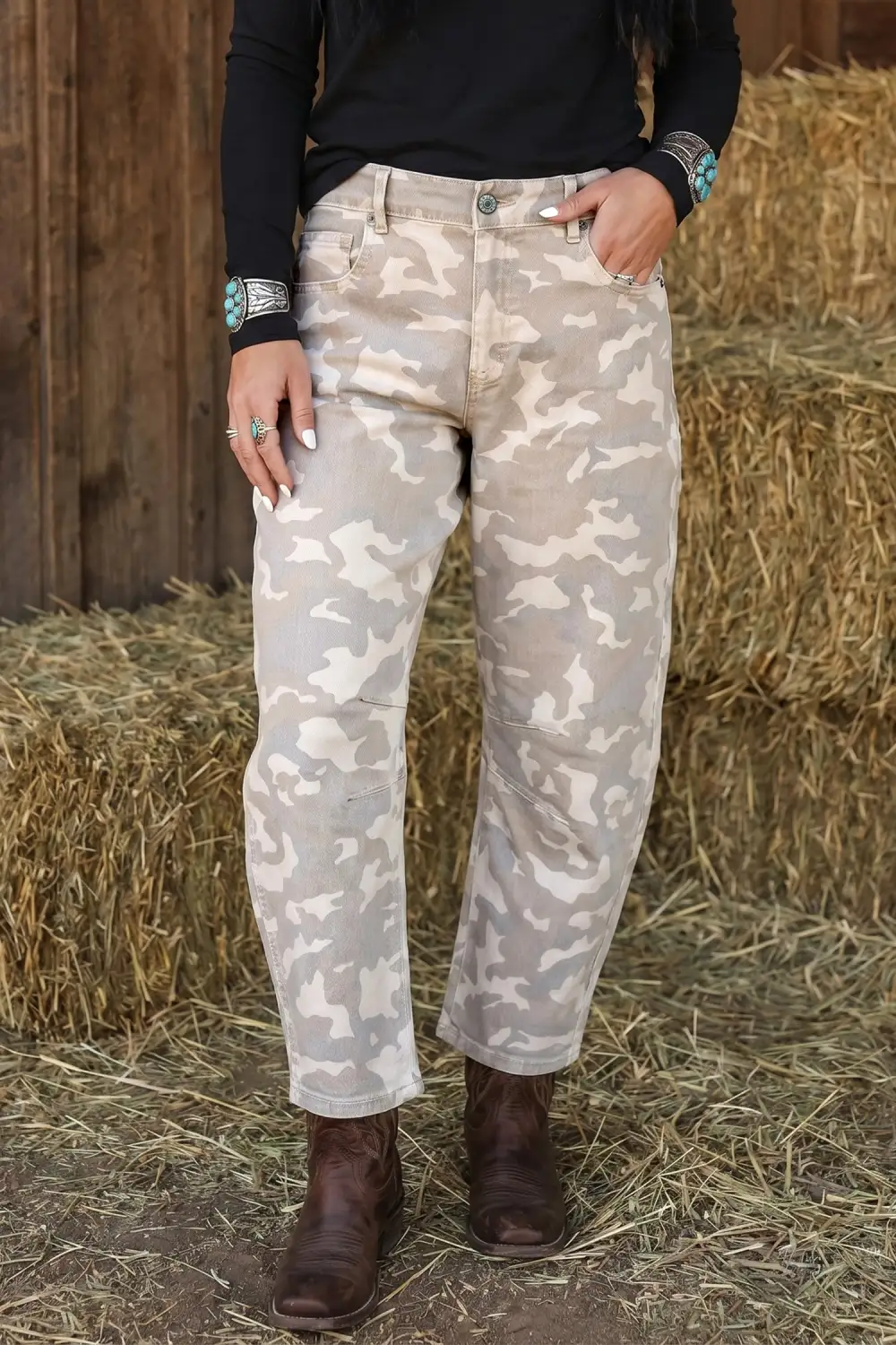 Women's Camouflage Pattern Pocket Rivet Detail Ankle Length Harem Fit Jeans