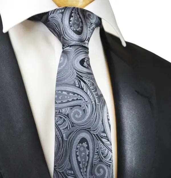 Heritage Paisley Men's Necktie