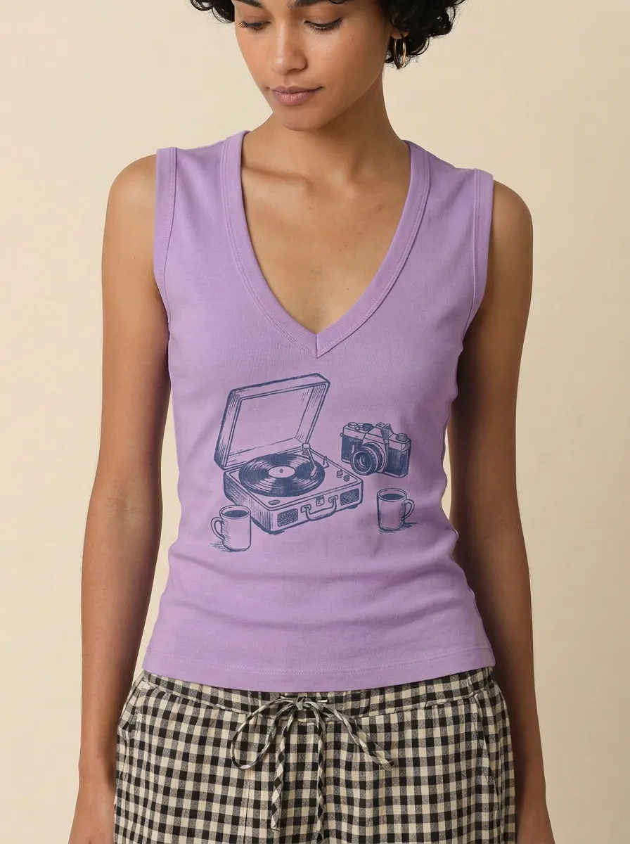 Women's Retro Hobbyist Record Player Camera Printed Tank Top