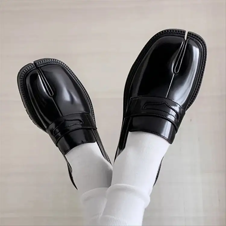 Split Toe Tabi Loafers