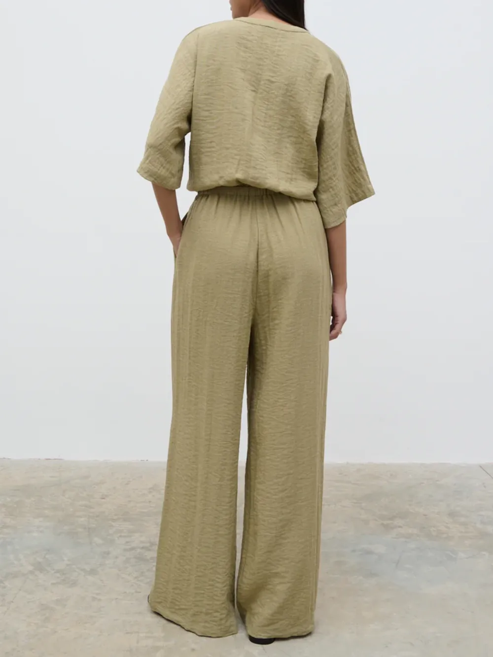 Daily V-Neck Jumpsuit