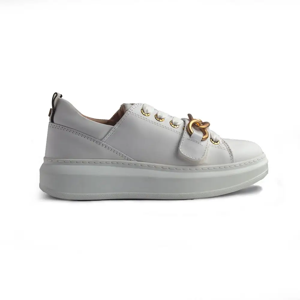 Daily Comfort Leather Sneakers