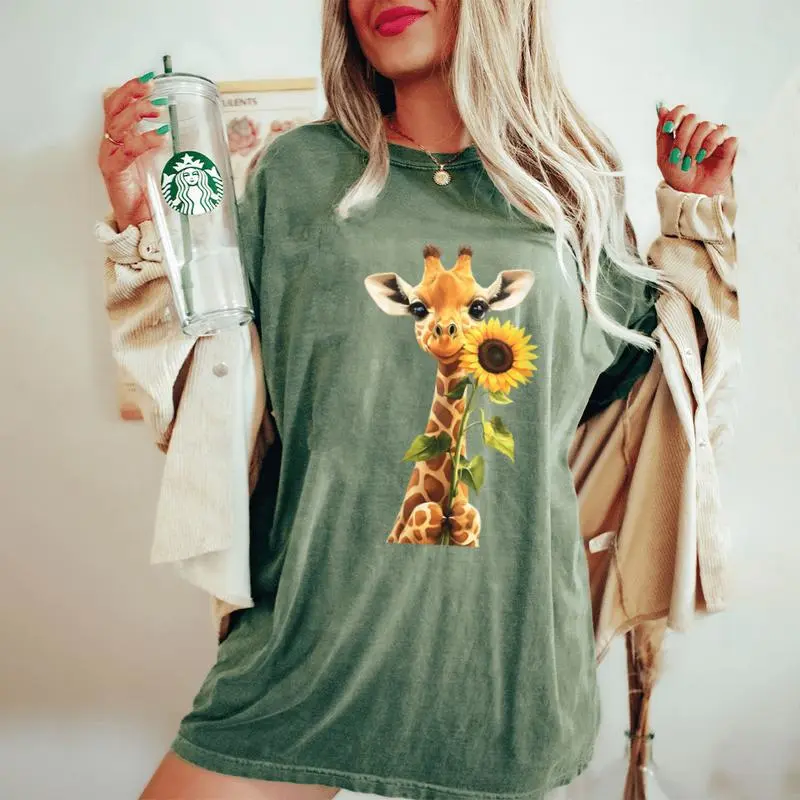 Giraffe Sunflower Women's Oversized Comfort T-Shirt