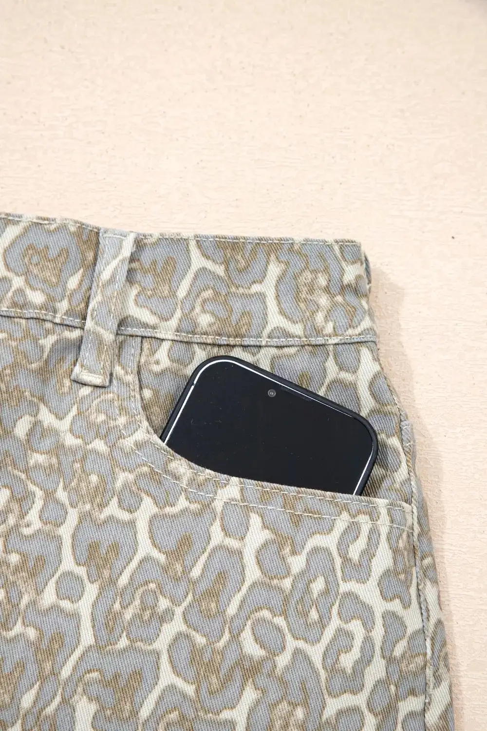 Refined Raw Edge Leopard Print Denim Shorts