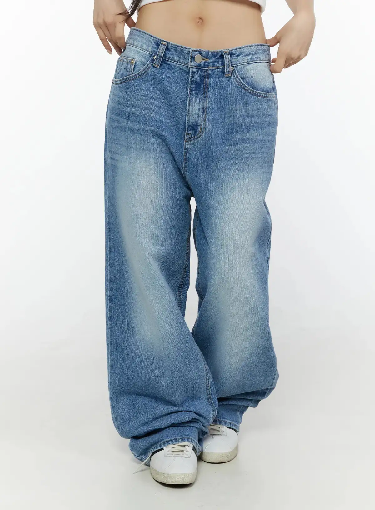 Pocketed Baggy Jeans