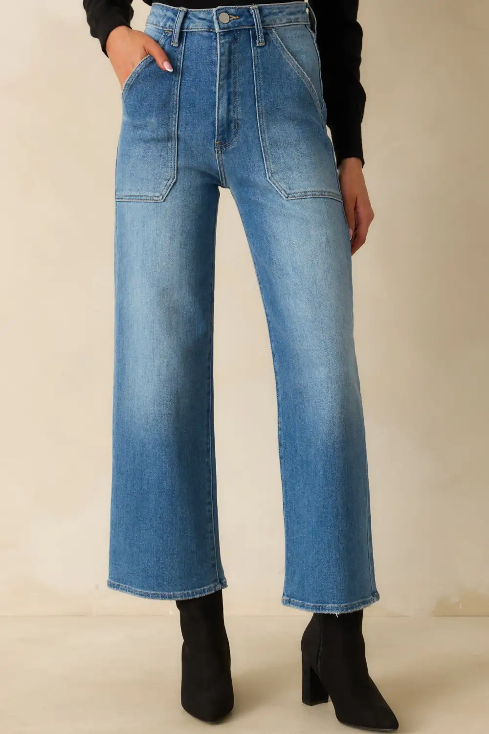 Amazing Medium Wash Wide Leg Jeans