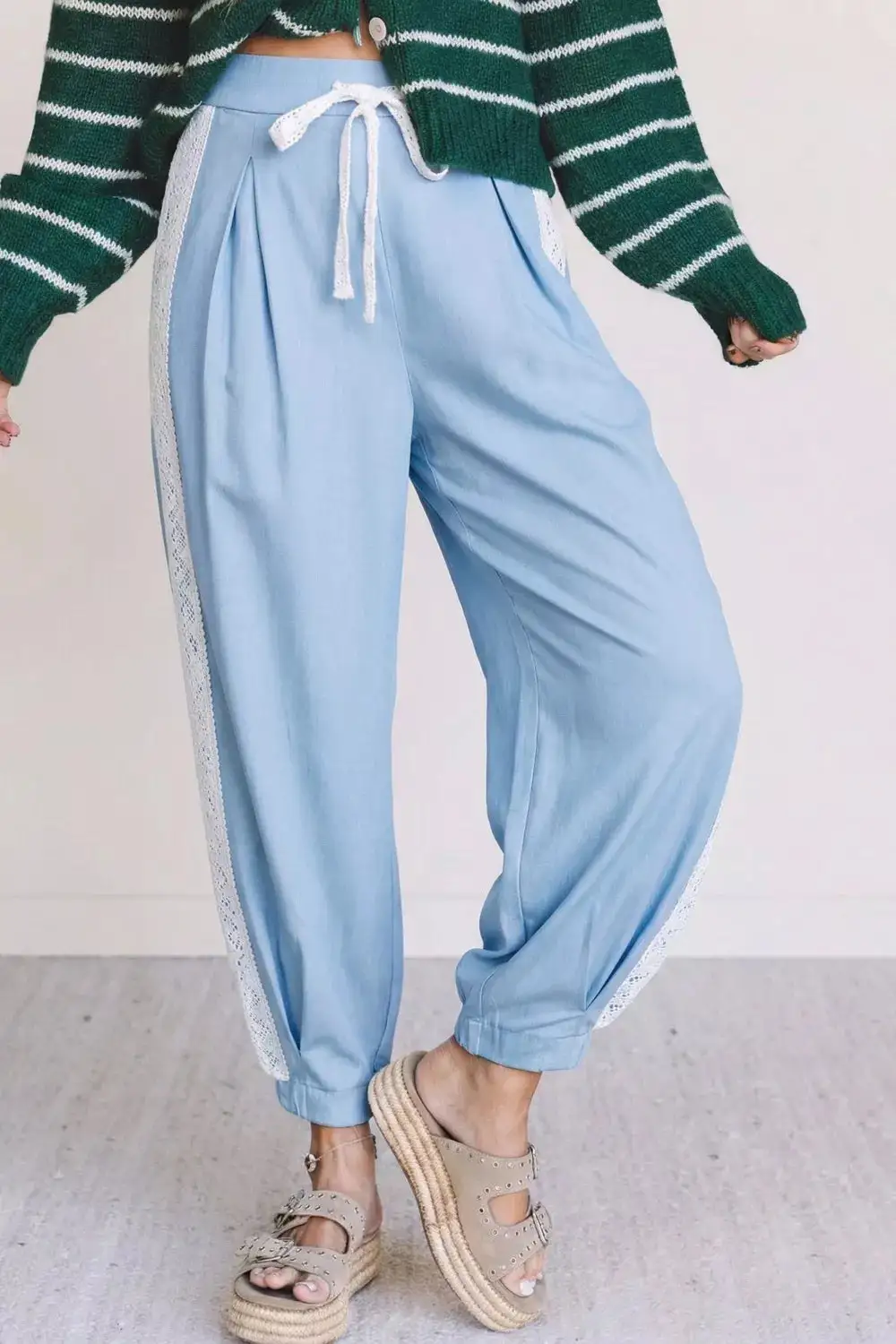 Lace Accent Patched Pocket Pleated Wide Leg Slouchy Pants