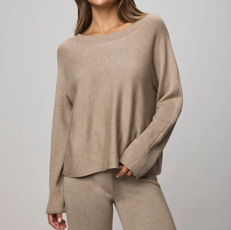 Lightweight Cashblend Pullover Sweater
