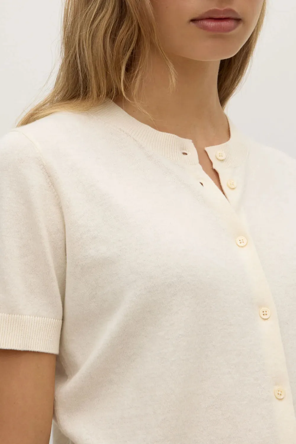 Ribbed Short Sleeved Pullover