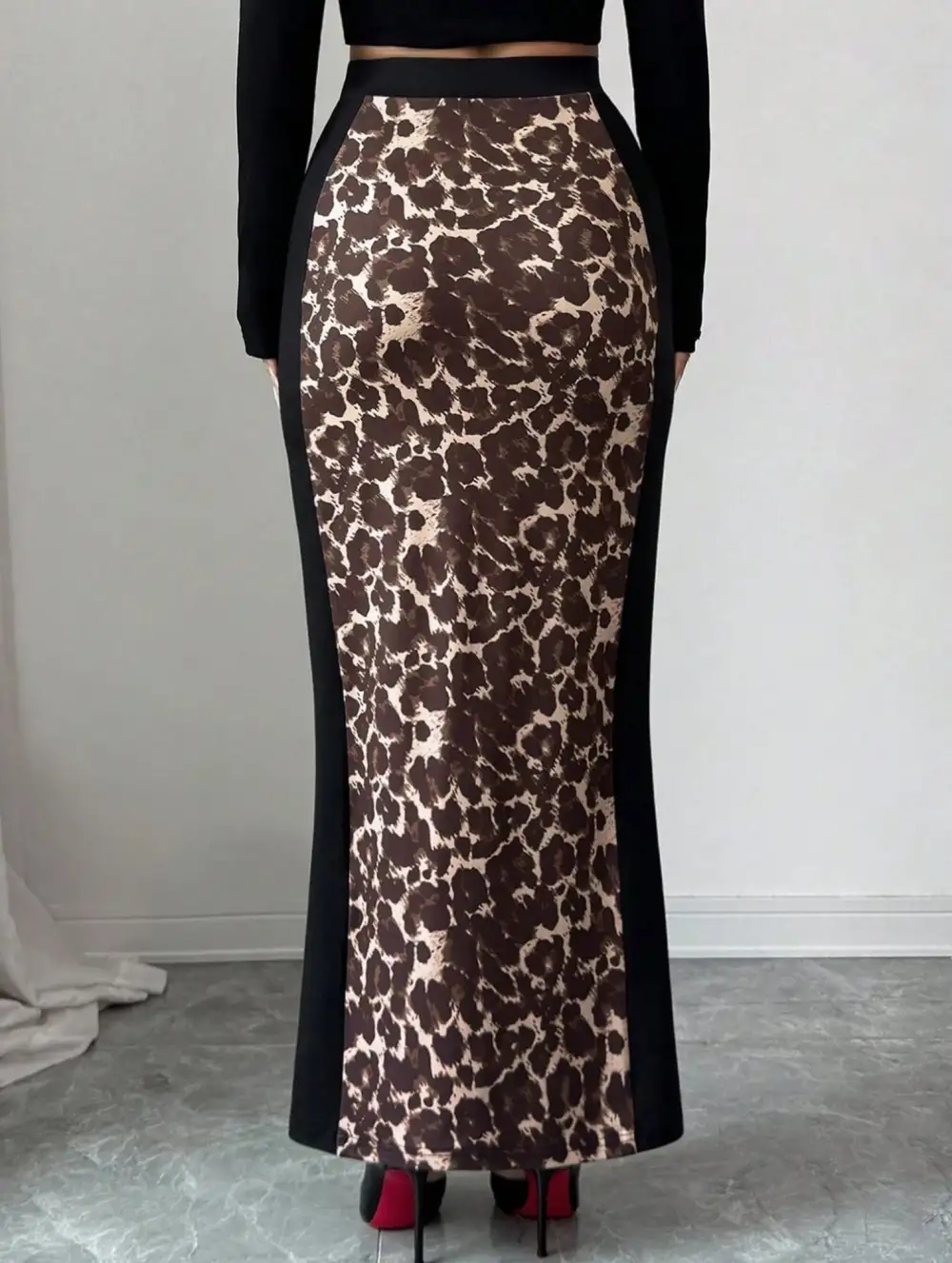 Bodycon Leopard Print Slit Midi Skirt
