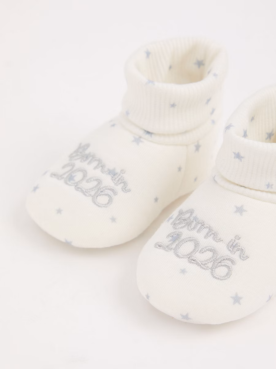 White Star Born In 2026 Booties detail 1