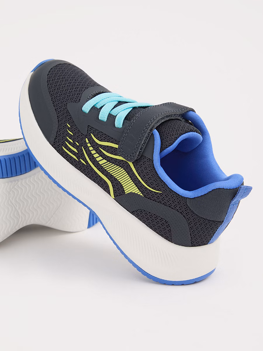 Navy Mesh Single Strap Trainers detail 1