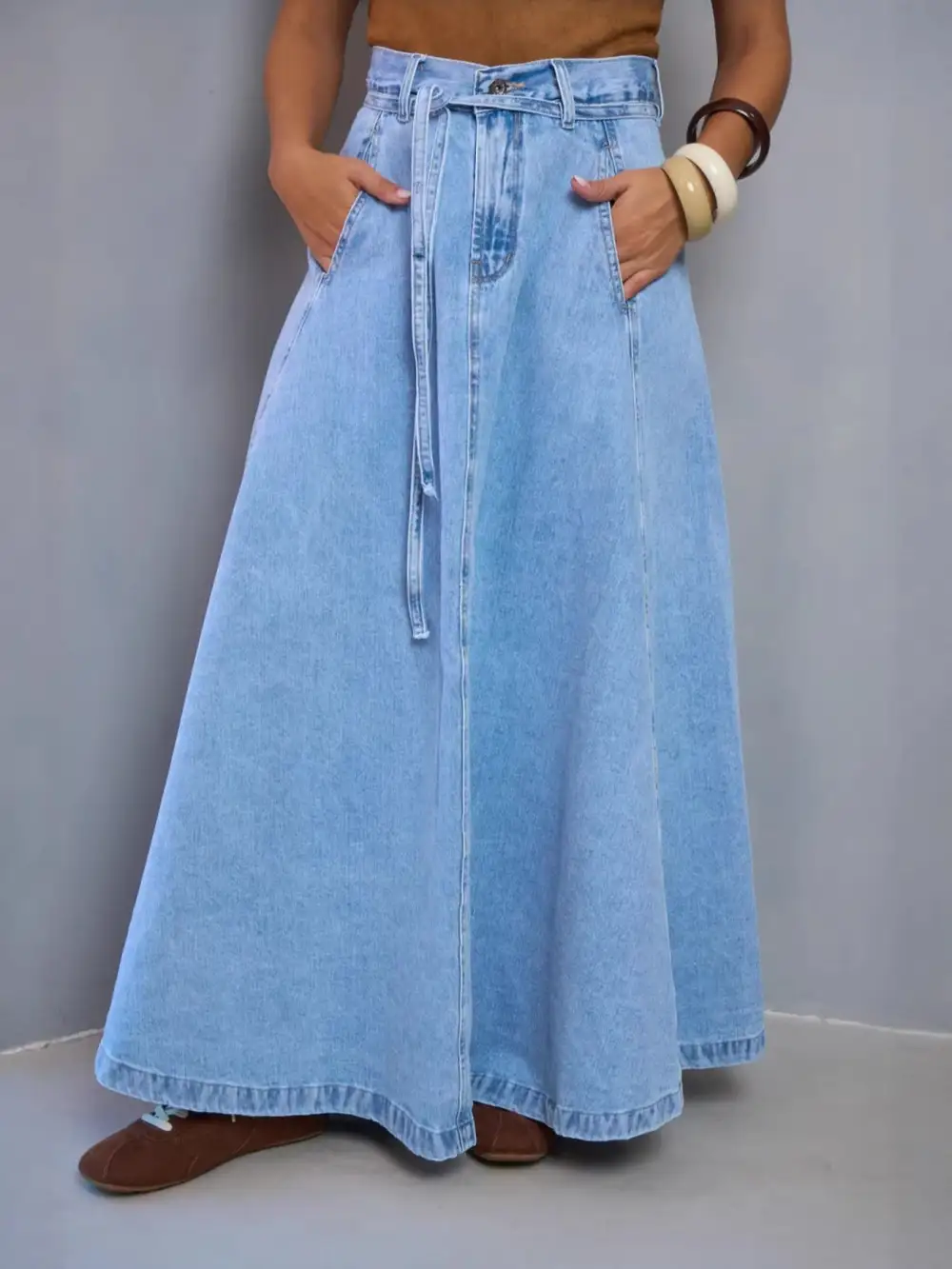 High-Waisted Skirt Maxi