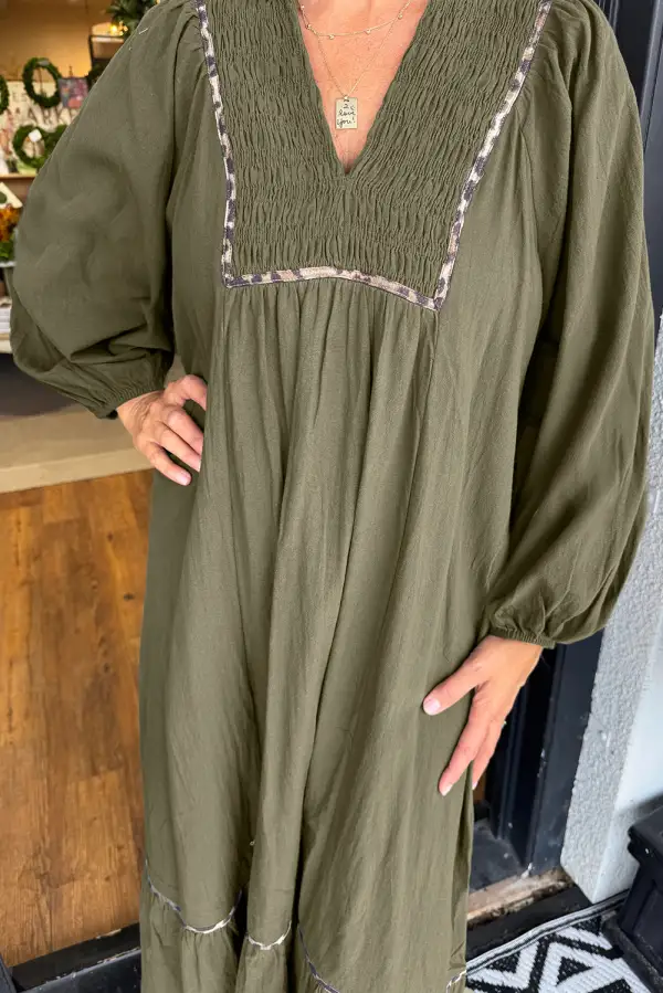 Maxi Four Leaf Clover Collared V Neck Smocked Detail