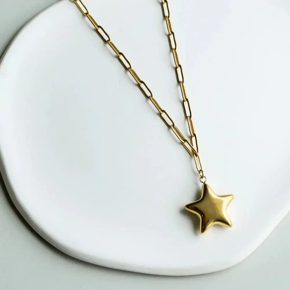 Paperclip Pendant Necklace