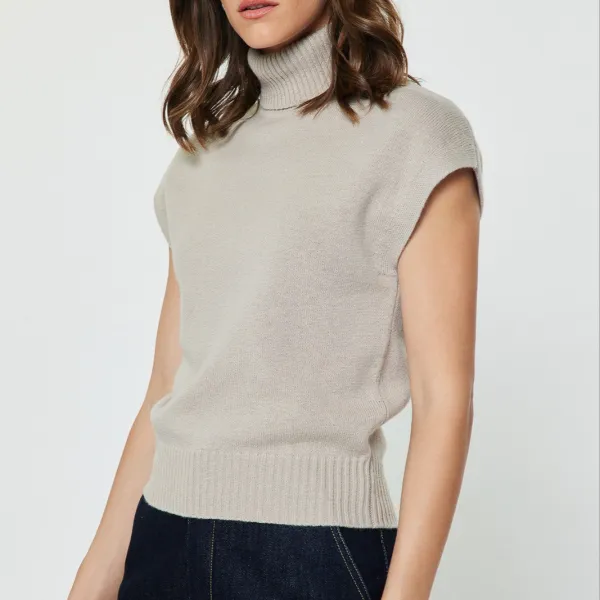 Turtleneck Knit Top