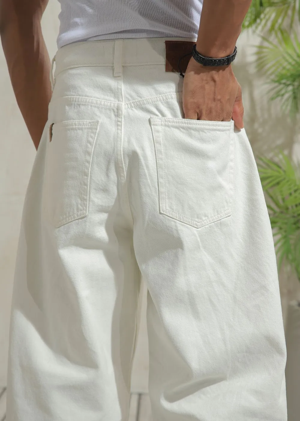 Baggy Mid-Weight Barrel Jeans