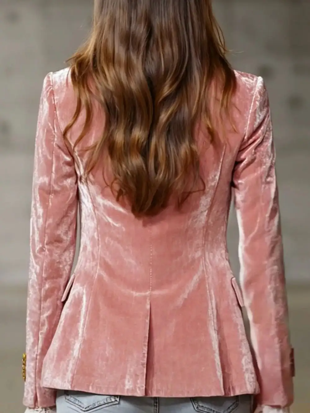 Single-Breasted Velvet Blazer