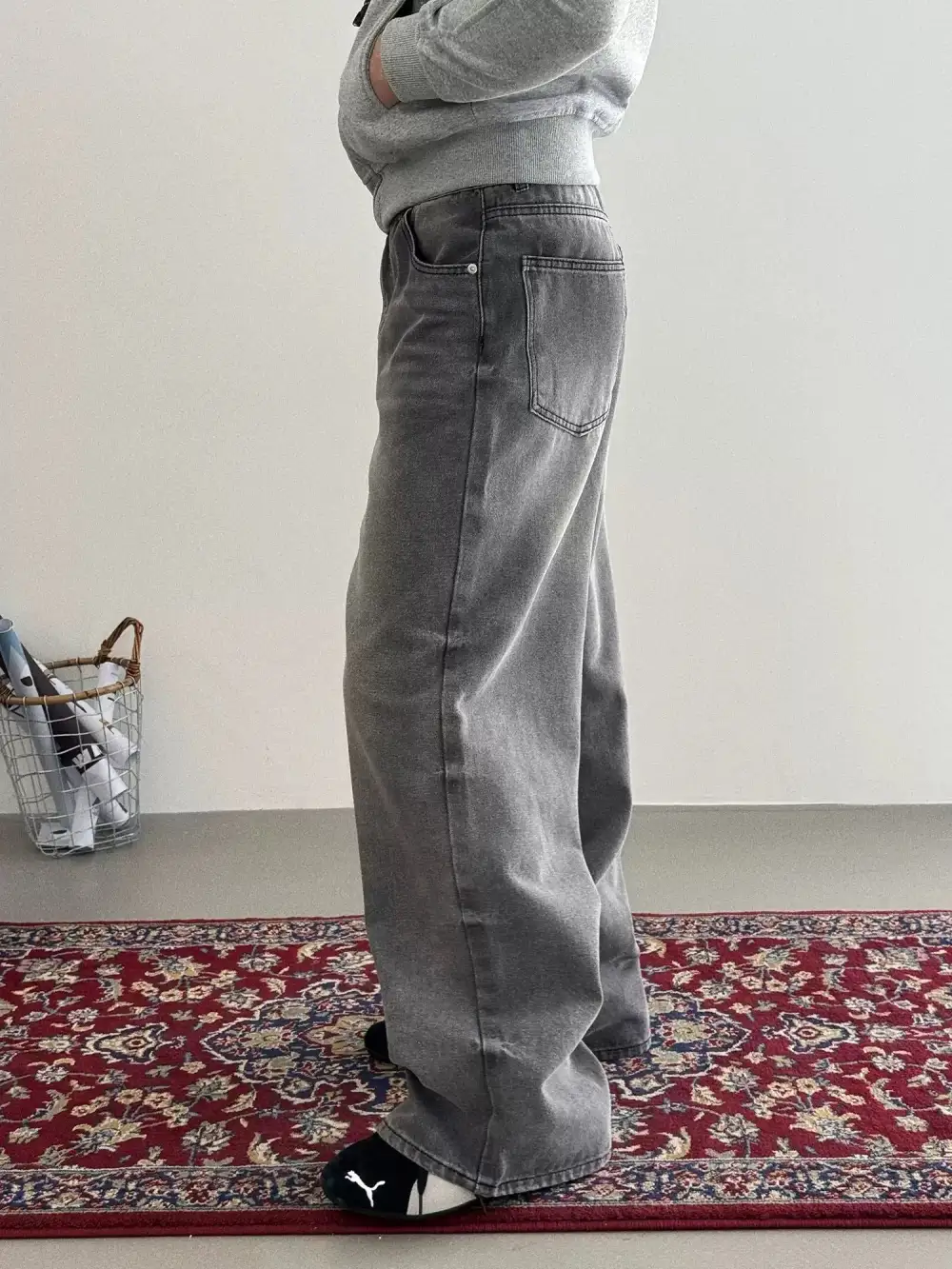 Mid Rise Wide Leg Jeans