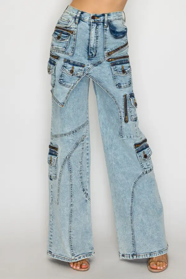 Multi-Pocket Wide-Leg Cargo Jeans