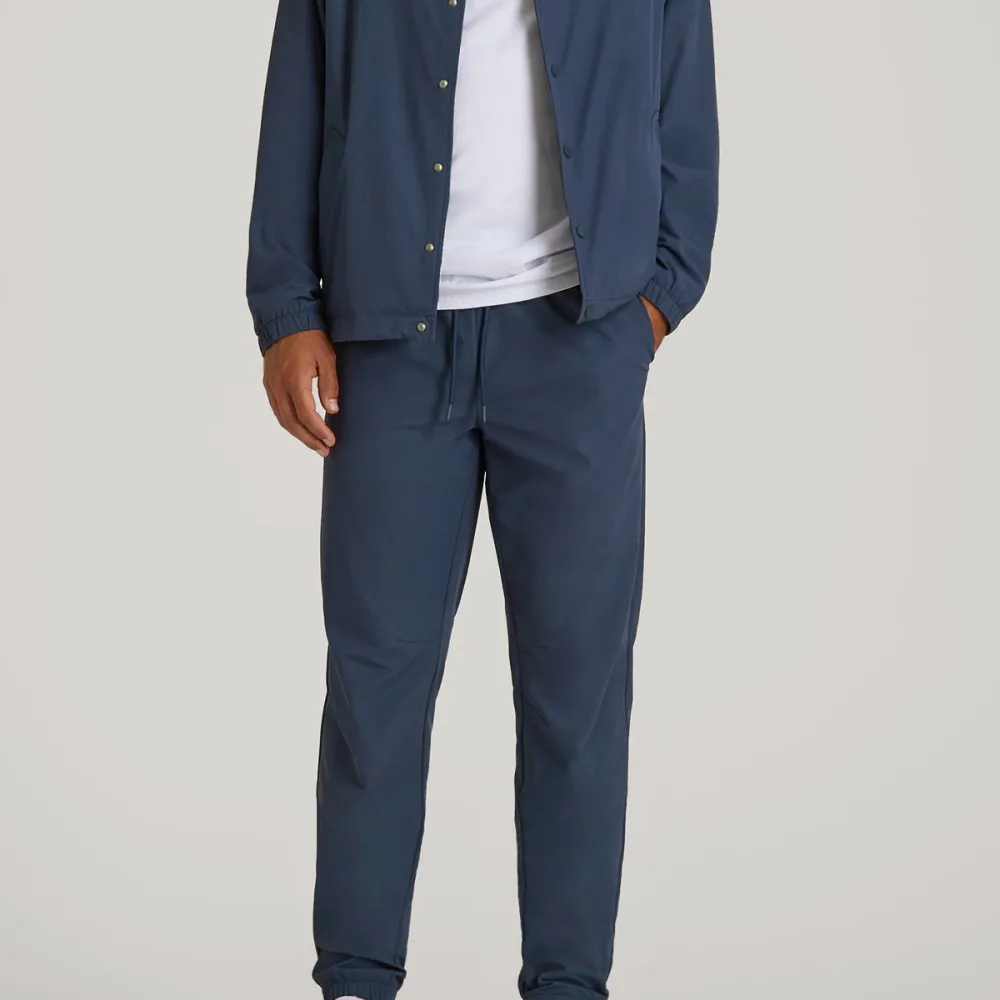 Men's Tapered Suit Stretch Jogger Pants