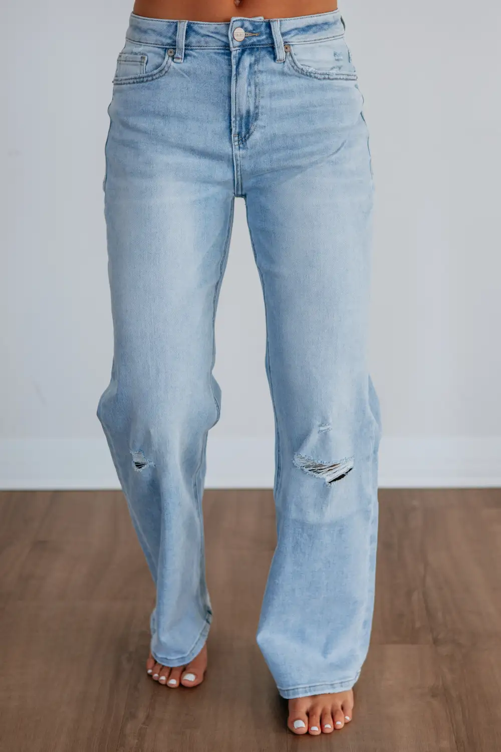 Women's Ultra High Rise Wide Leg Knee Distressing Jeans