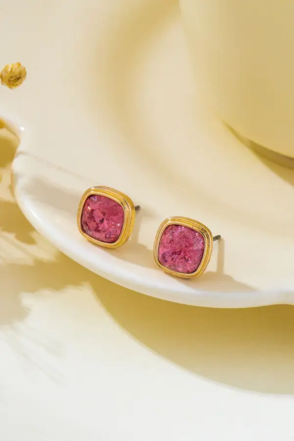 Cushion Cut Aqua Fuchsia Shimmer